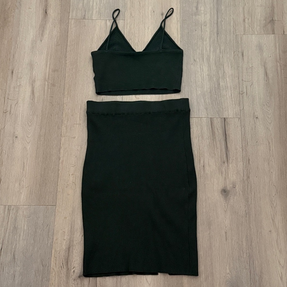 Dark Green 2 Piece Set - Picture 5 of 5